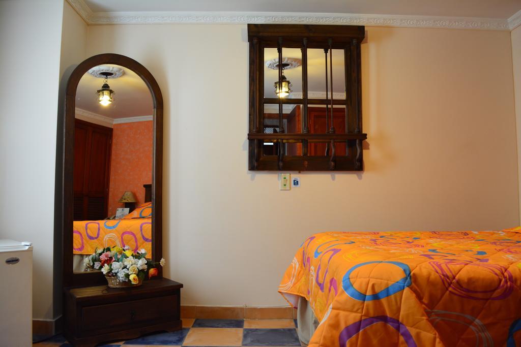 Hotel Casa Colonial Santa Rosa De Cabal Room photo